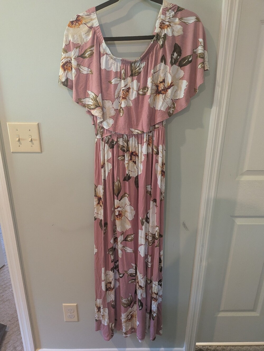 Altar'd State pink floral top